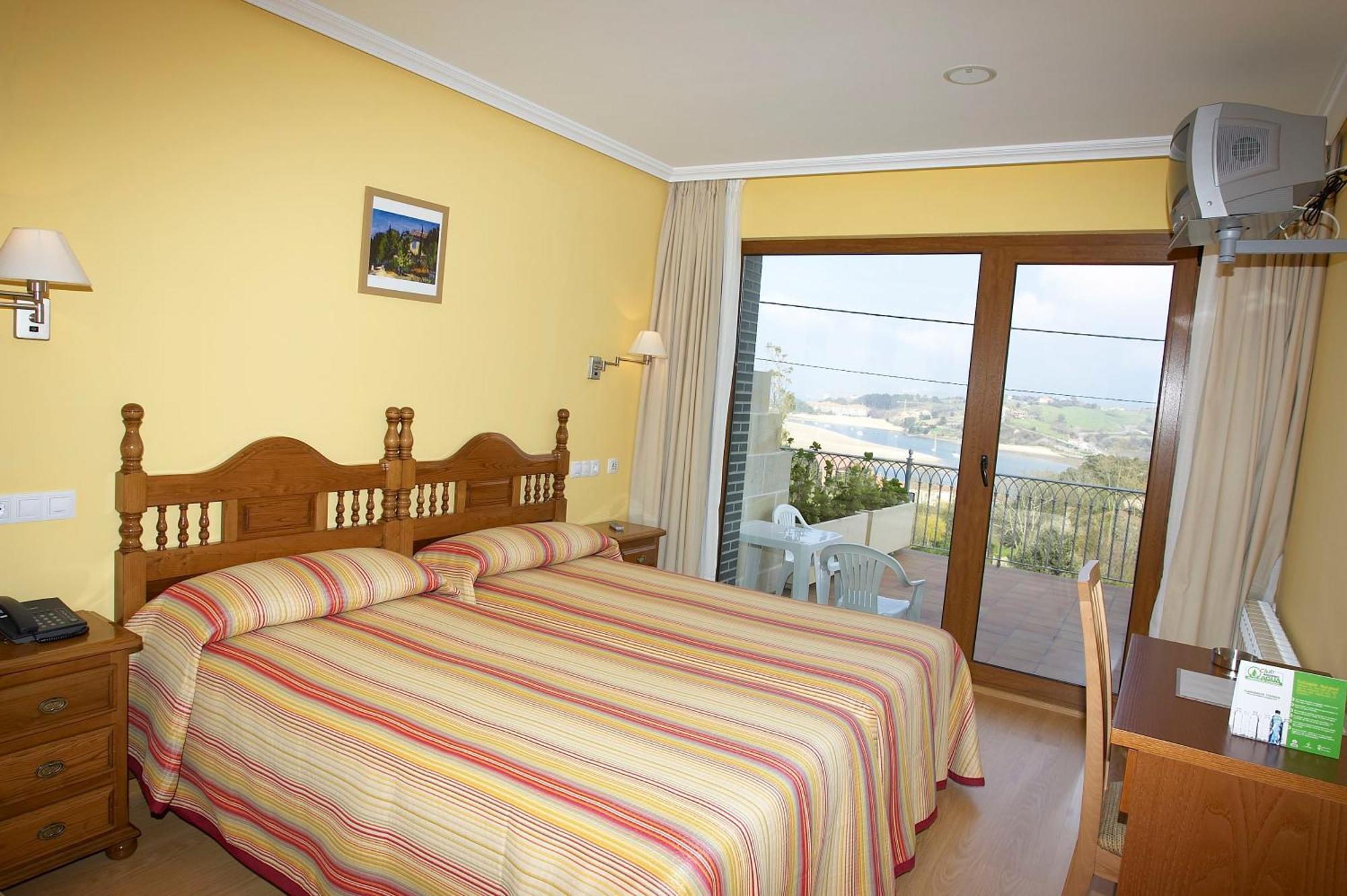 Hotel Azul De Galimar San Vicente De La Barquera Buitenkant foto
