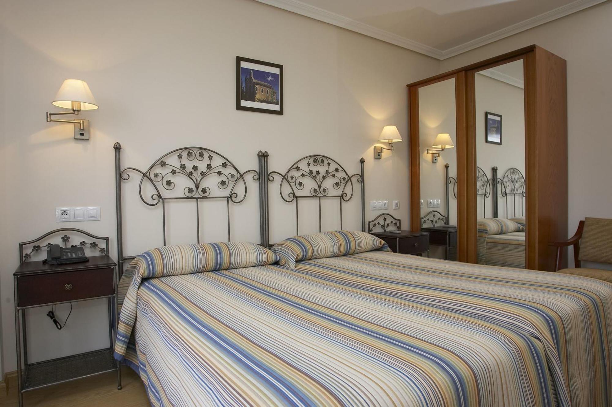 Hotel Azul De Galimar San Vicente De La Barquera Kamer foto