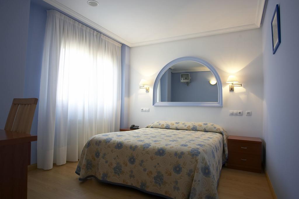 Hotel Azul De Galimar San Vicente De La Barquera Buitenkant foto