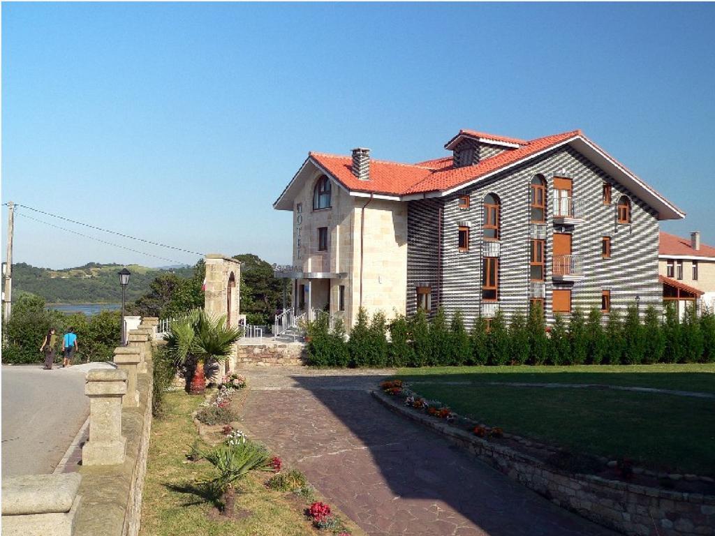 Hotel Azul De Galimar San Vicente De La Barquera Buitenkant foto