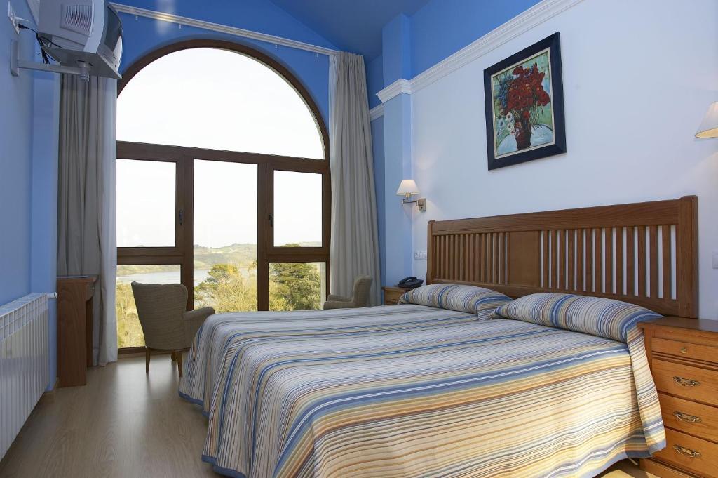 Hotel Azul De Galimar San Vicente De La Barquera Buitenkant foto